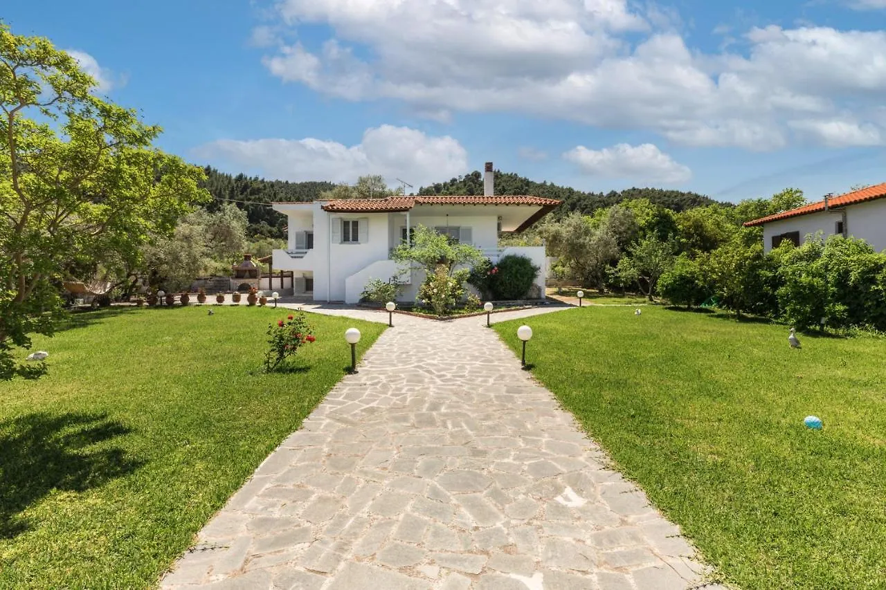 M&M Villa Vourvourou