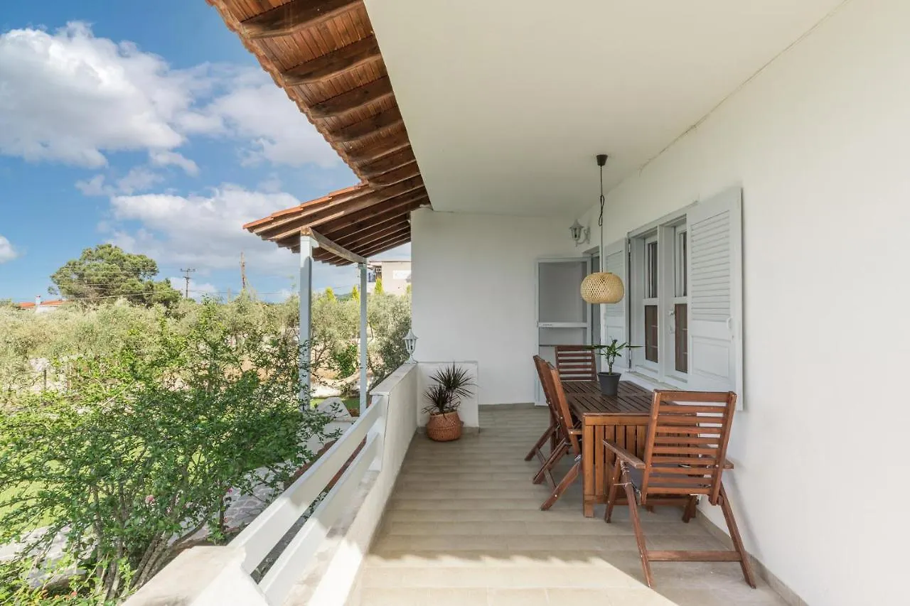 M&M Villa Vourvourou 0*,