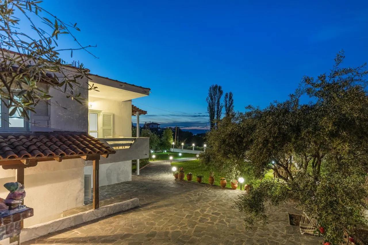 M&M Villa Vourvourou Yunanistan